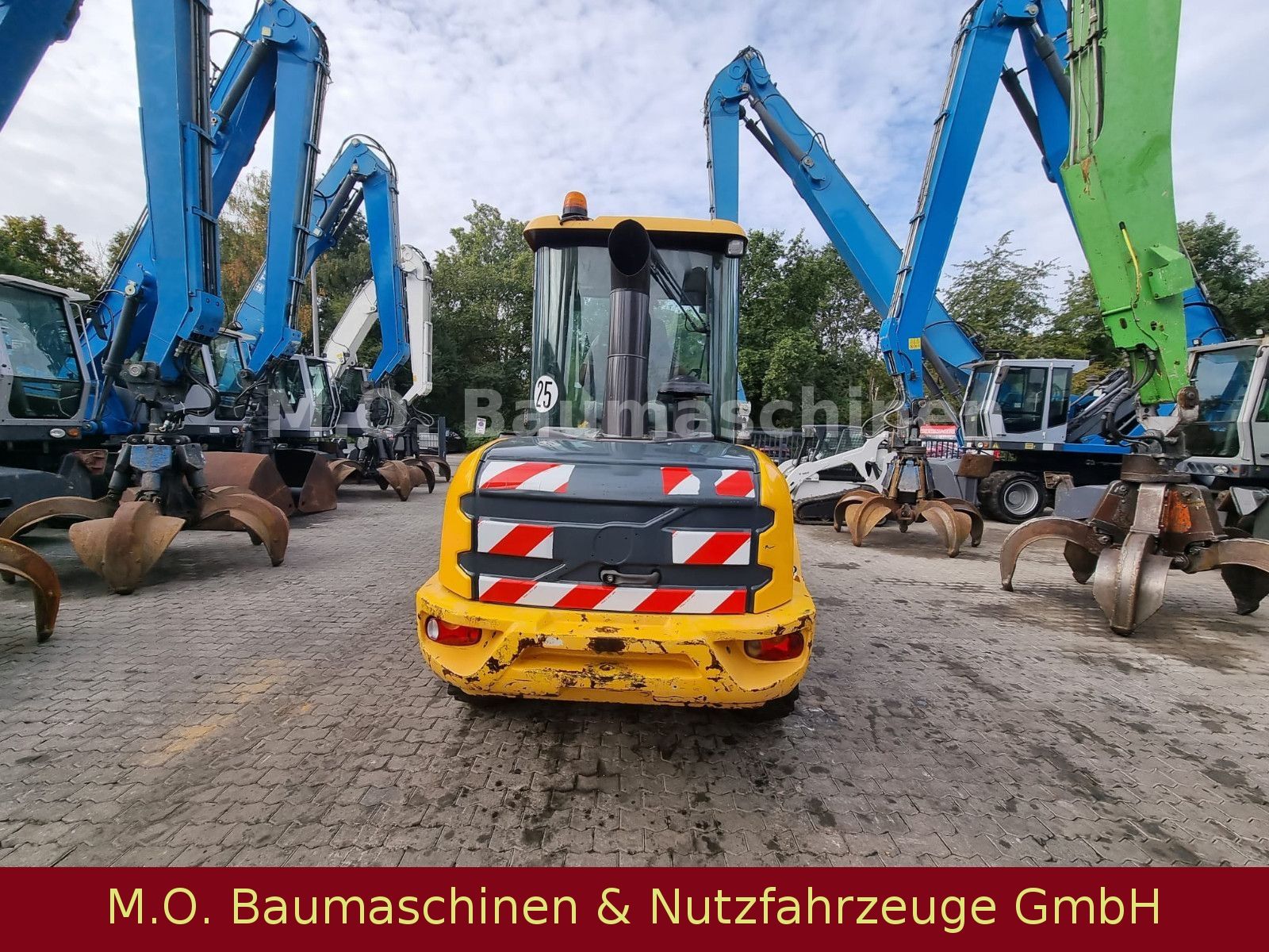 Fahrzeugabbildung Volvo L 30 G / SW / Klappschaufel / Gabel /