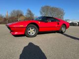 Ferrari 308 - Ferrari 308 mit Benzin-Antrieb