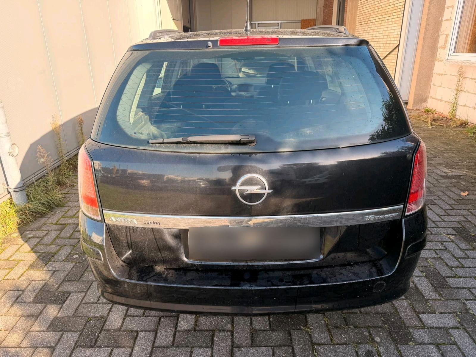 Opel Astra 2005 — photo 6