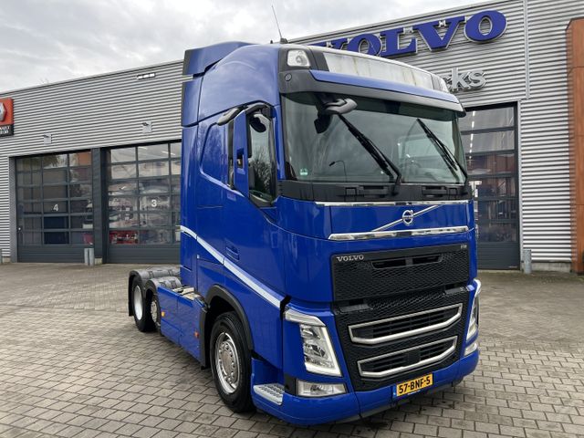 Volvo FH 460 GLOBETROTTER 6X2 / DYNAMIC STEERING / STA