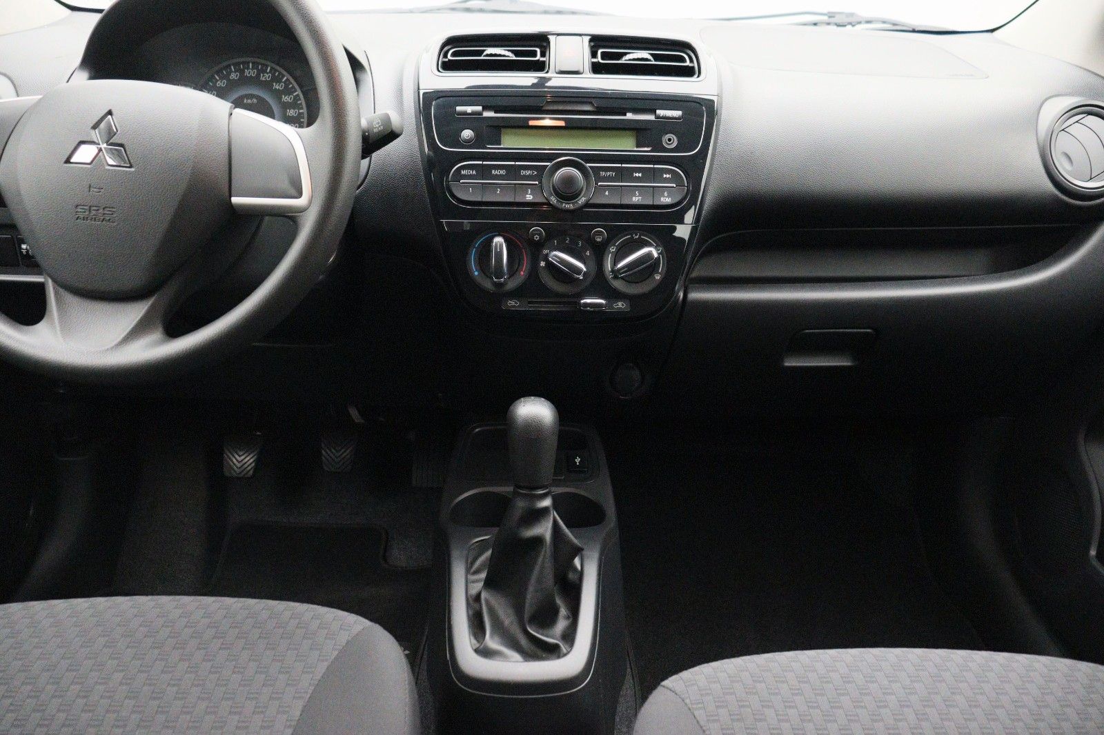 Fahrzeugabbildung Mitsubishi Space Star Edition 100