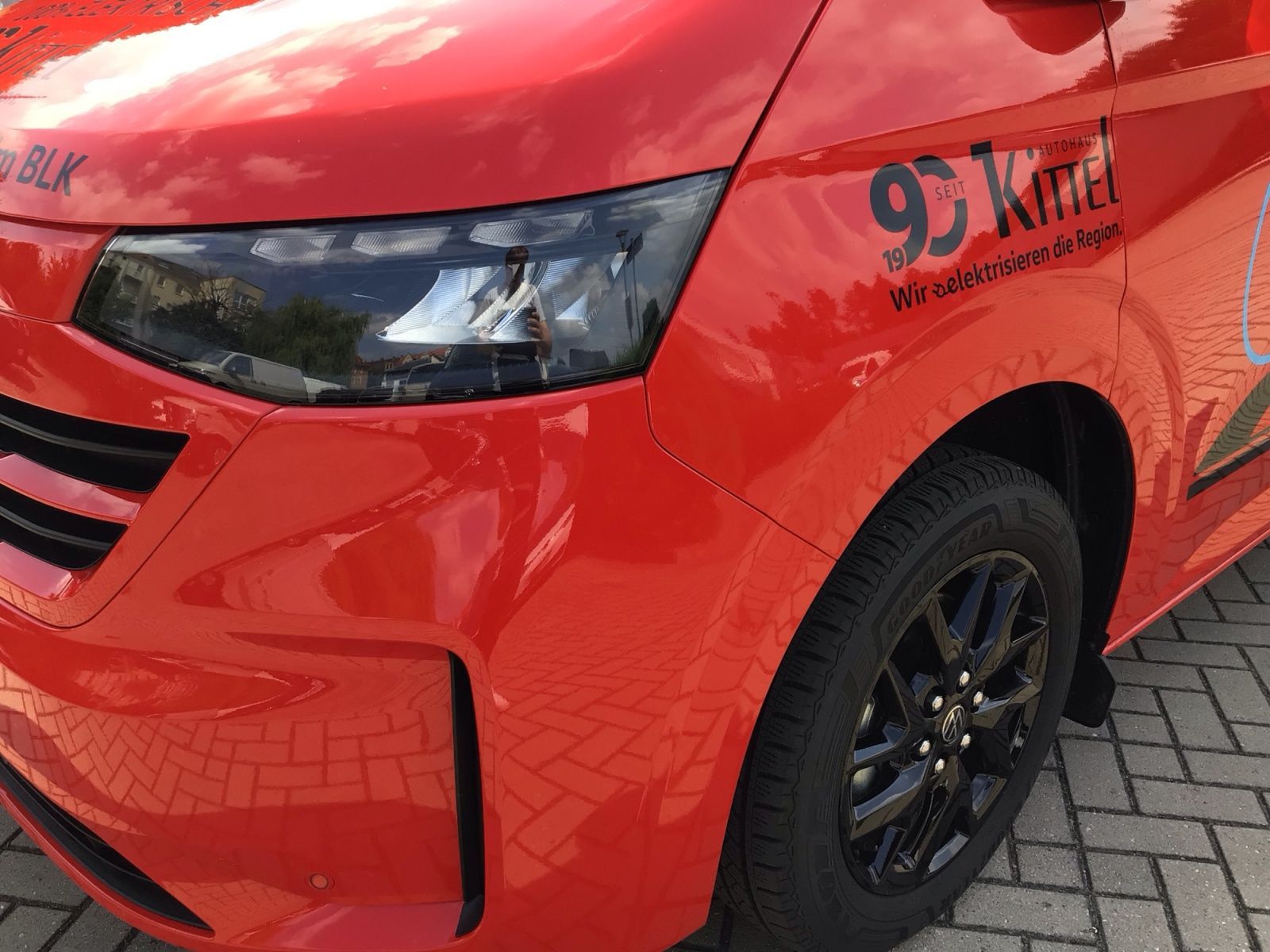 e-Transporter Kasten 160 kW BEV 1-Gang Radst. 31