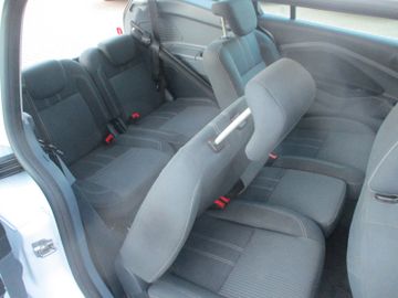 Ford Grand C-Max Titanium 7 Sitzer + Winterp.+ AHK