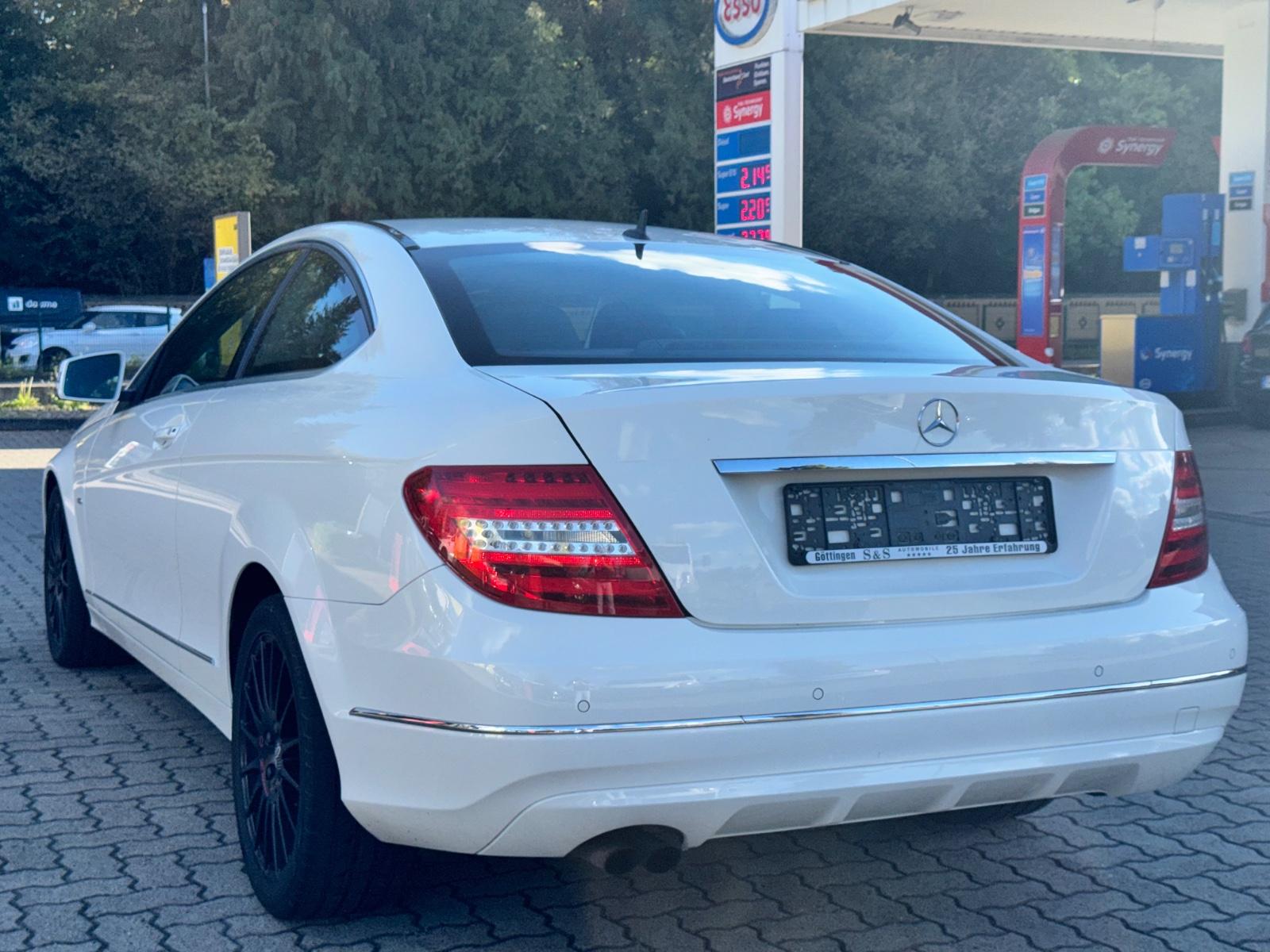 Mercedes-Benz C 180 C Coupe Navi /Automatik/Tempomat