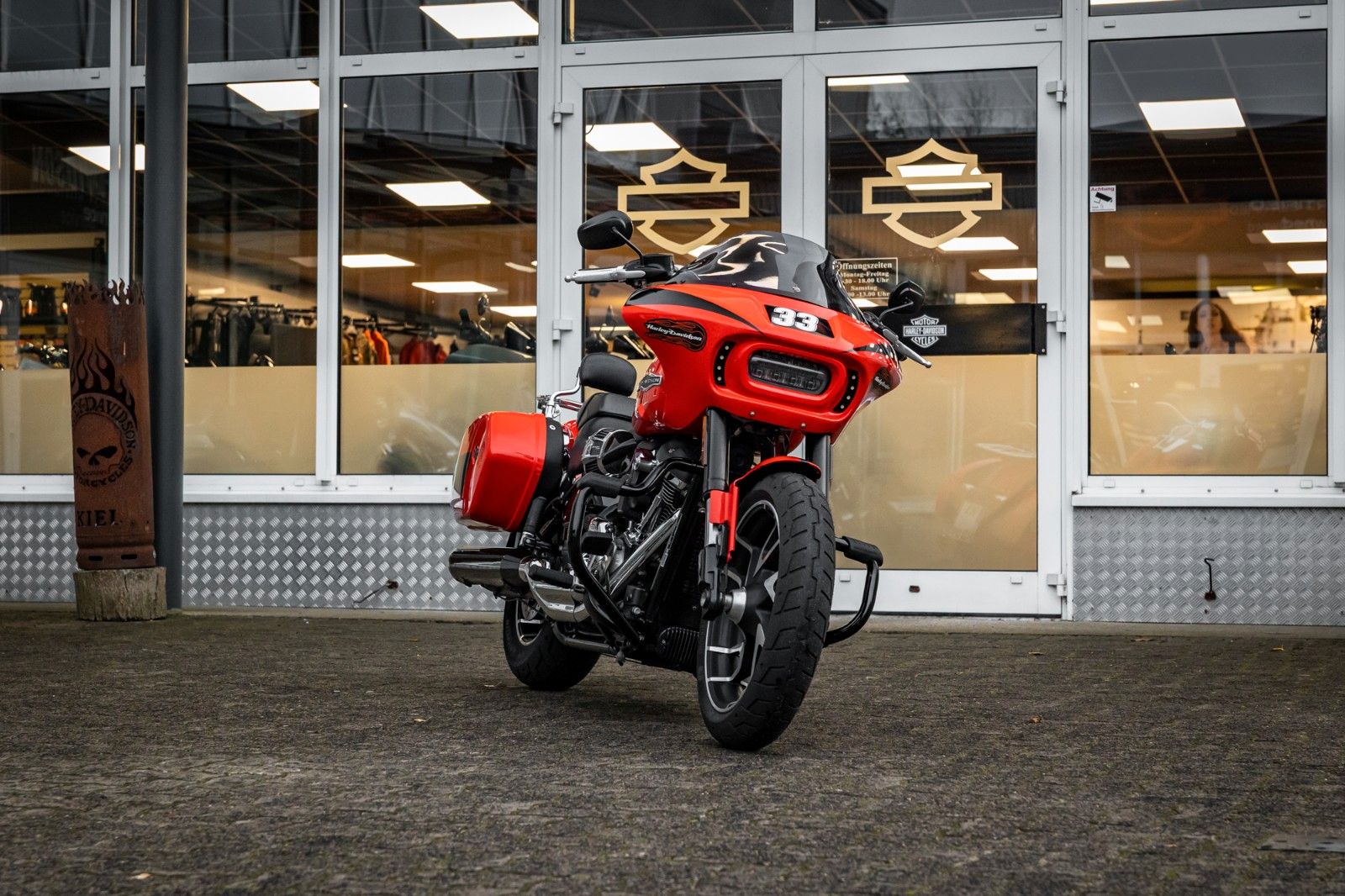 Fahrzeugabbildung Harley-Davidson FLSB SPORT GLIDE 107-Bagger Race Umbau