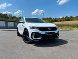 Volkswagen T-Roc R 4Motion 2.0 TSI 221kW DSG AKRAPOVIC 