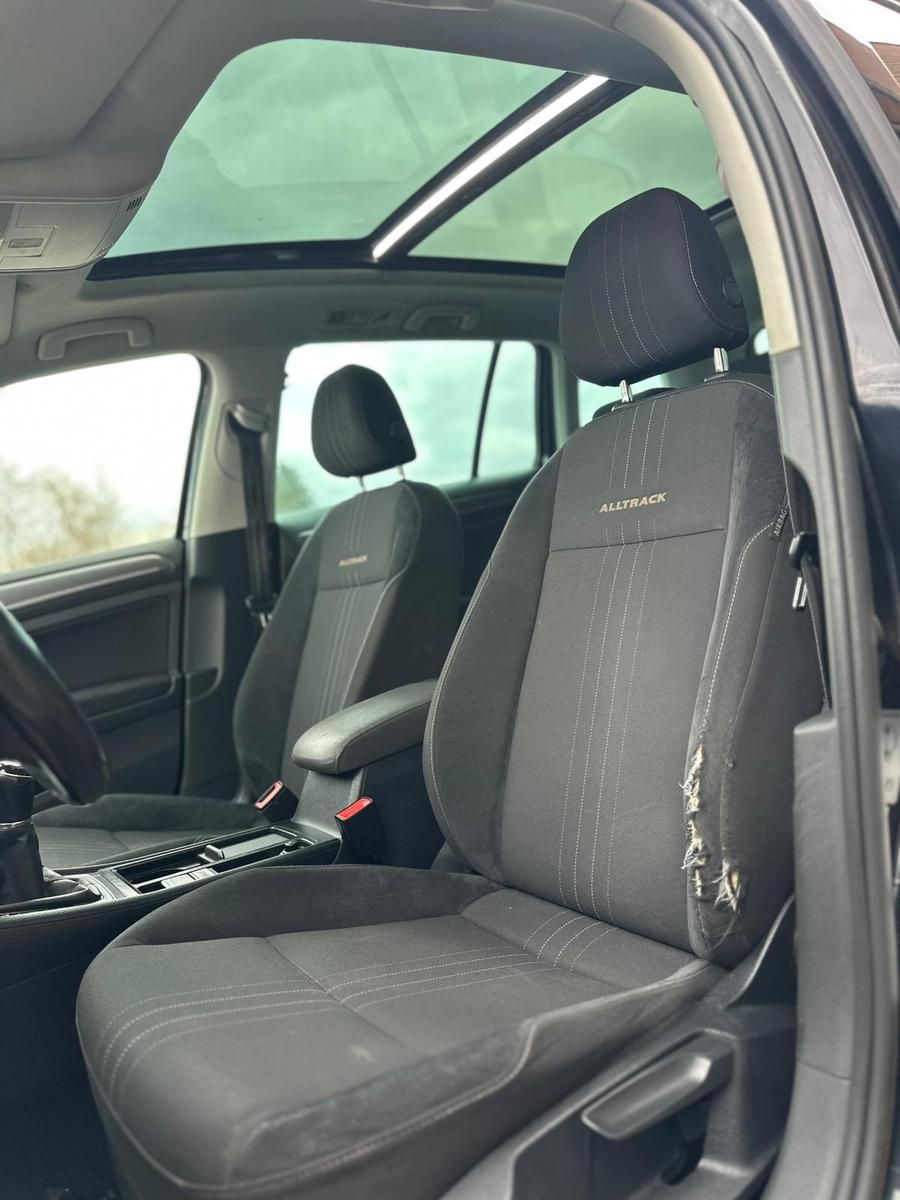 Volkswagen Golf 2015 — photo 24