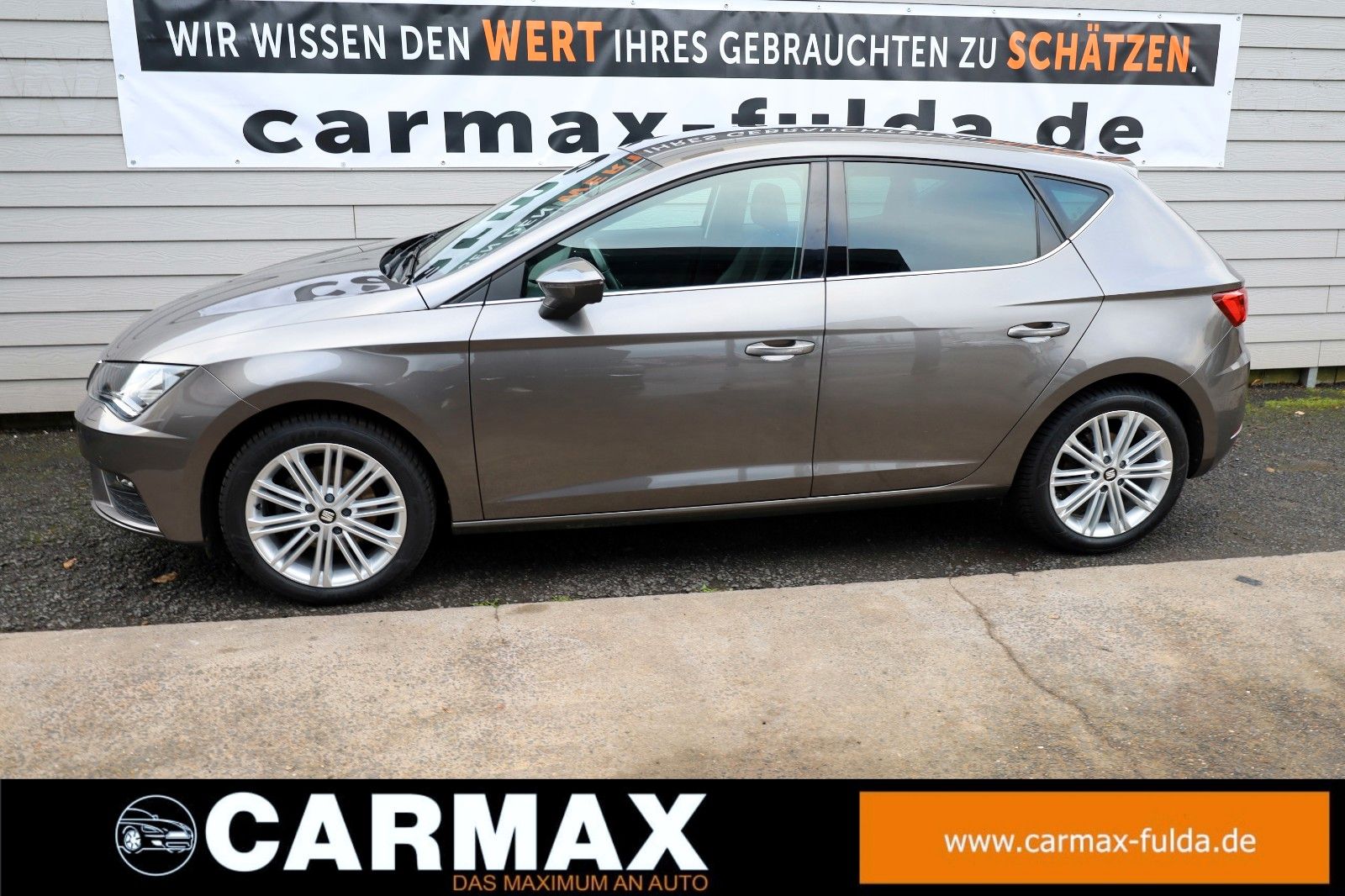 Fahrzeugabbildung SEAT Leon Xcellence T.Leder,SH,PDC,Allwetterreifen