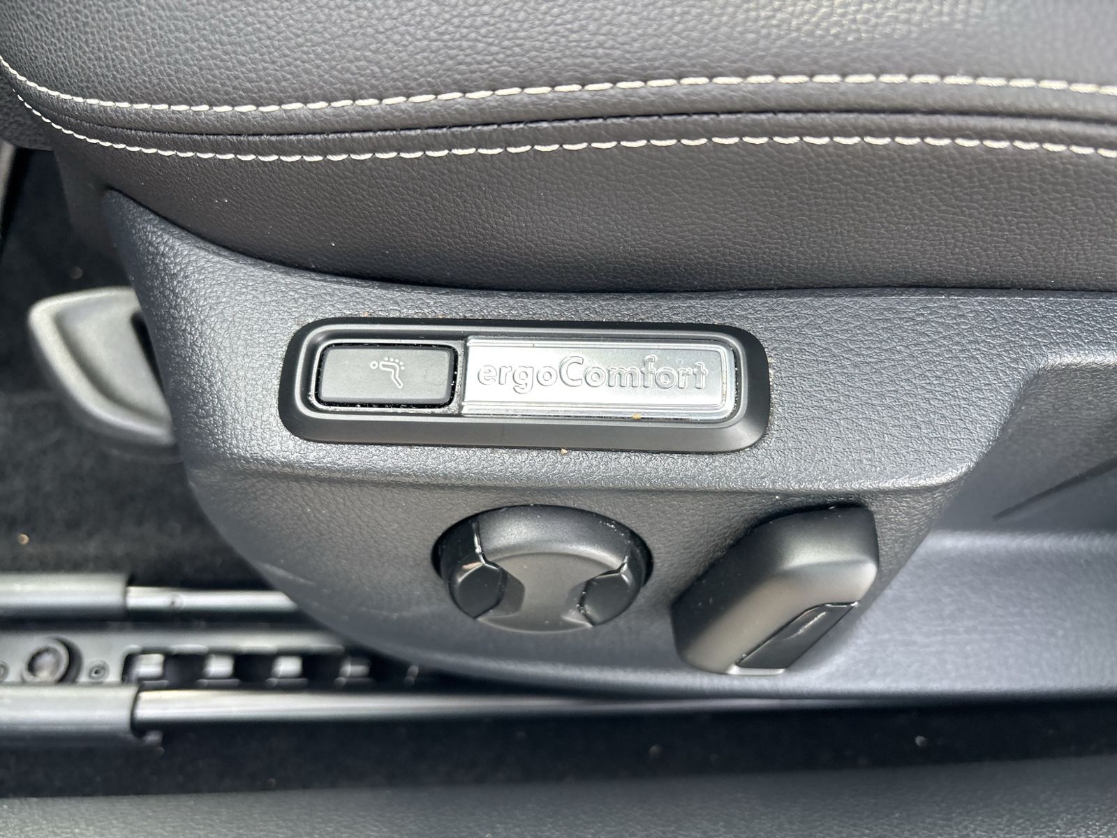 Passat Variant Alltrack 4Motion 2.0 TDI, ACC, Re