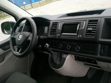 Volkswagen T6 Transporter Kombi