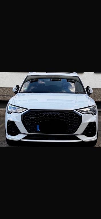 Image of Audi Q3