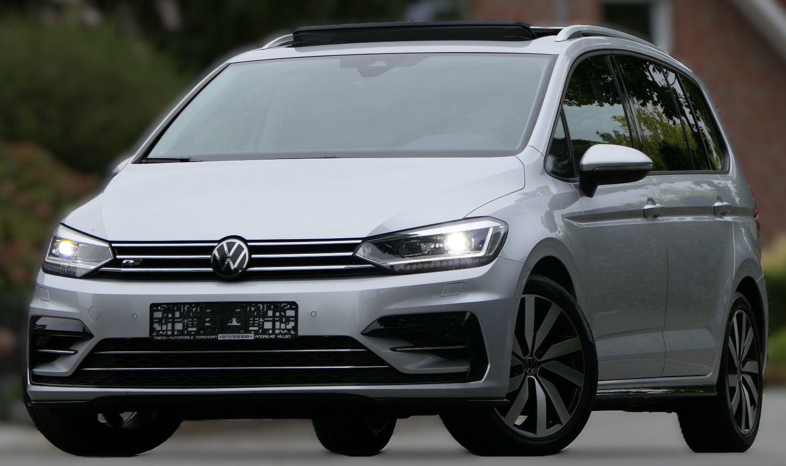 Volkswagen R-LINE+7-SITZ+PAN+DYNAUDIO+NAV+LED-HI+ACC+AHK+RF imagem 2