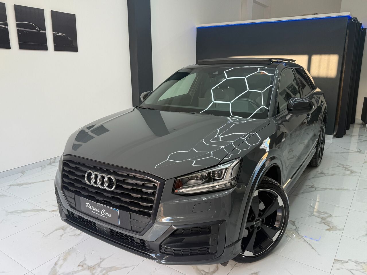 Audi Q2 35 TDI 2.0 Identity Black TETTO APRIBILE