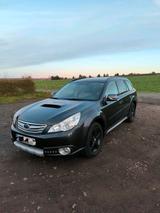 Subaru Outback 2.0 Allrad Diesel 2012 AHK - Subaru Outback aus 2012 mit Diesel-Antrieb