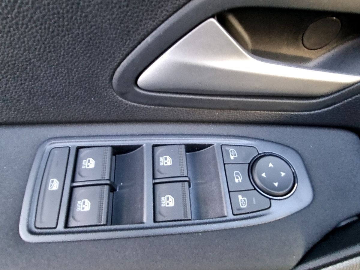 Fahrzeugabbildung Dacia Bigster Journey HYBRID 155