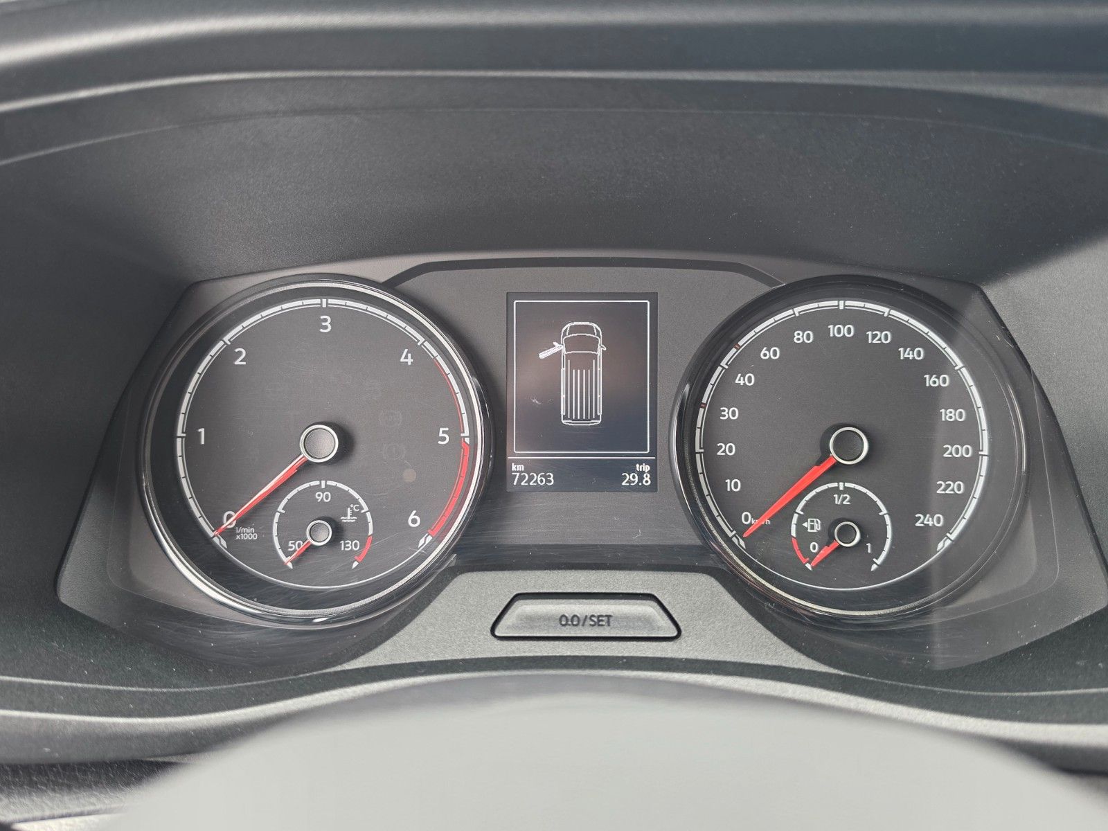 Fahrzeugbild 14