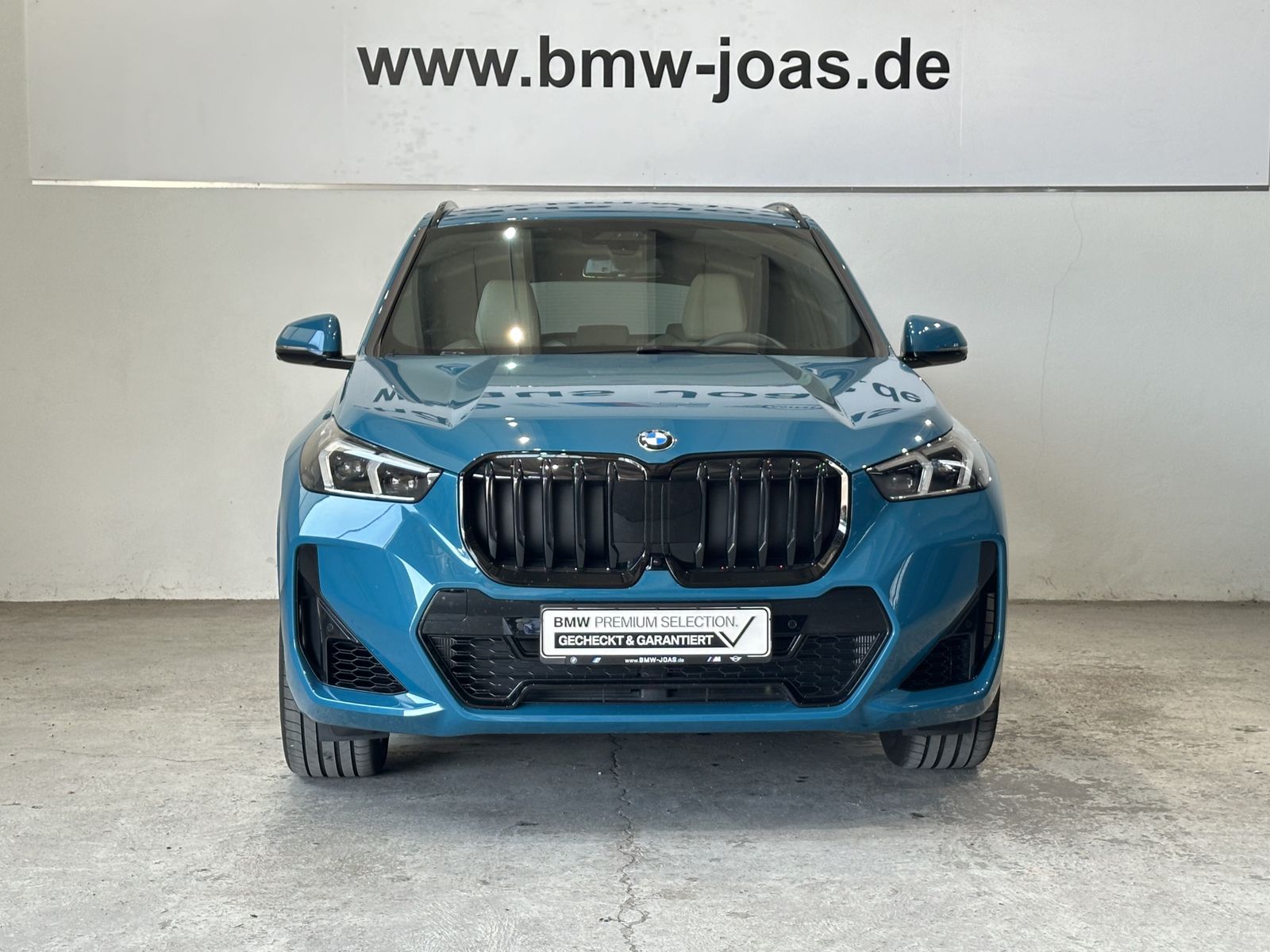 Fahrzeugabbildung BMW X1 xDrive23i M Sportpaket Head-Up 19" M LMR