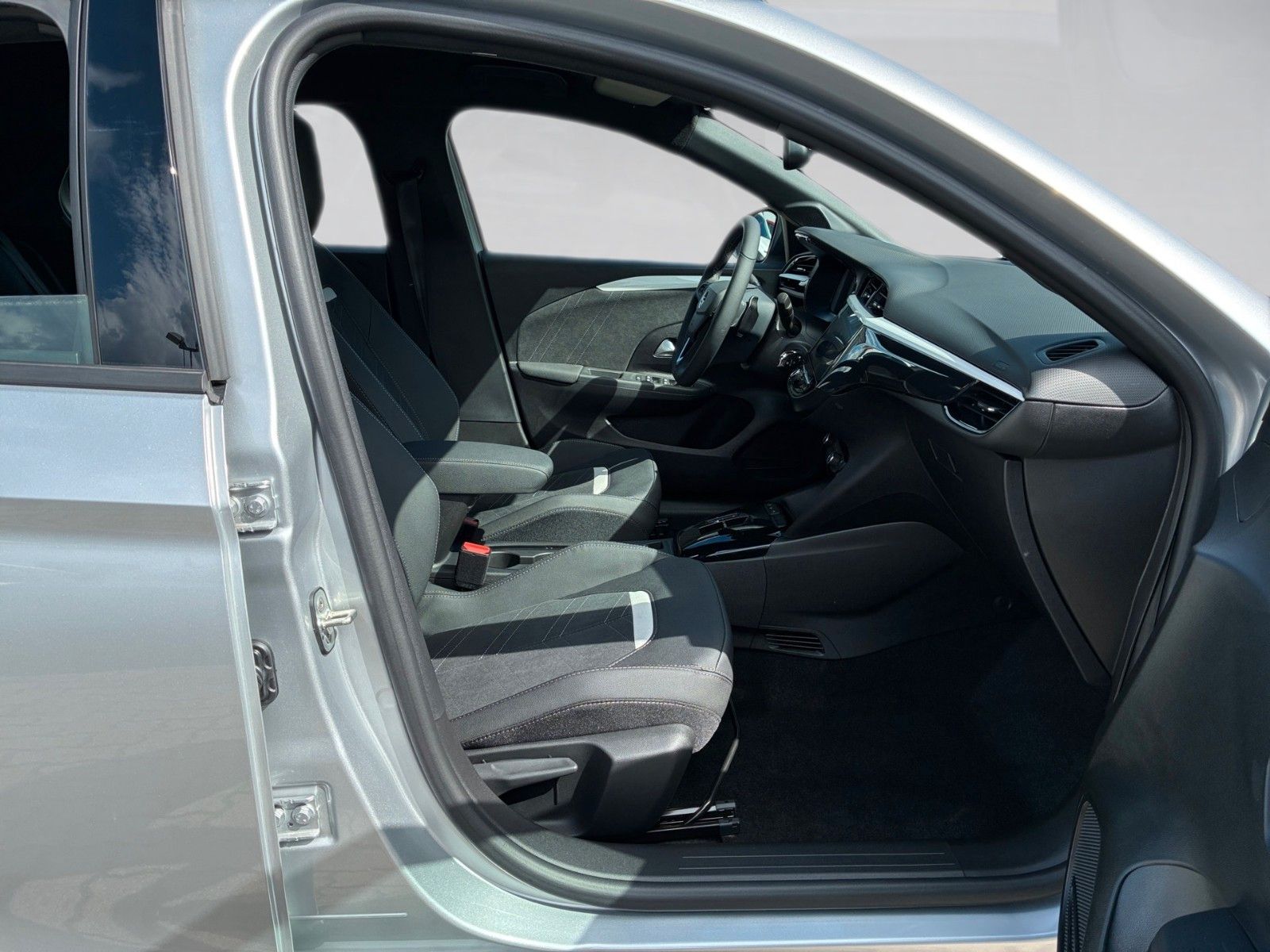 Fahrzeugabbildung Opel Corsa F GS 110PS Hybrid Automatik/Kamera!