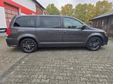 Dodge Grand Caravan 3.6 V6 SXT*2.HAND*7 SITZE - Dodge Gebrauchtwagen in Berlin