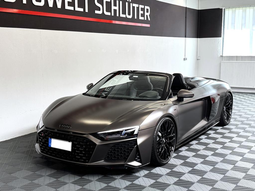 Audi R8