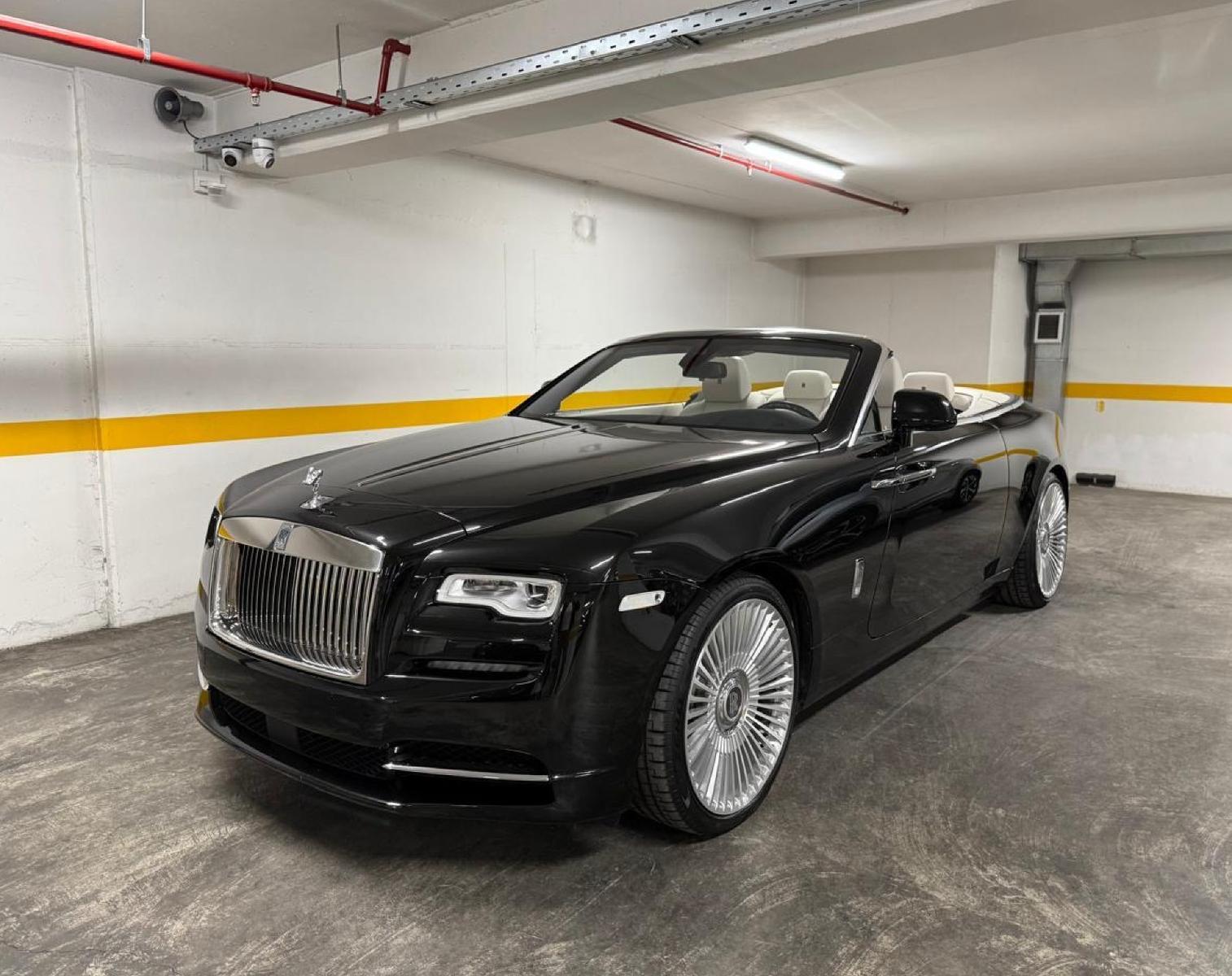 Rolls-Royce ROLLS ROYCE Dawn Ghost Family