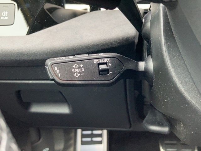 Fahrzeugabbildung Audi A3 Allstreet 35 TFSI S tronic Matrix LED Interie