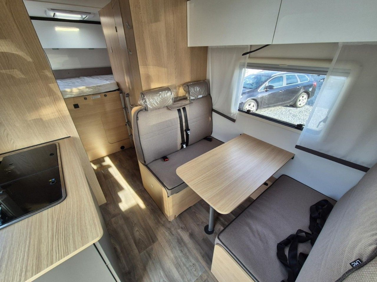 Fahrzeugabbildung LMC Tourer A 690 G 6 Sitzplätze NAVI Markise Klima