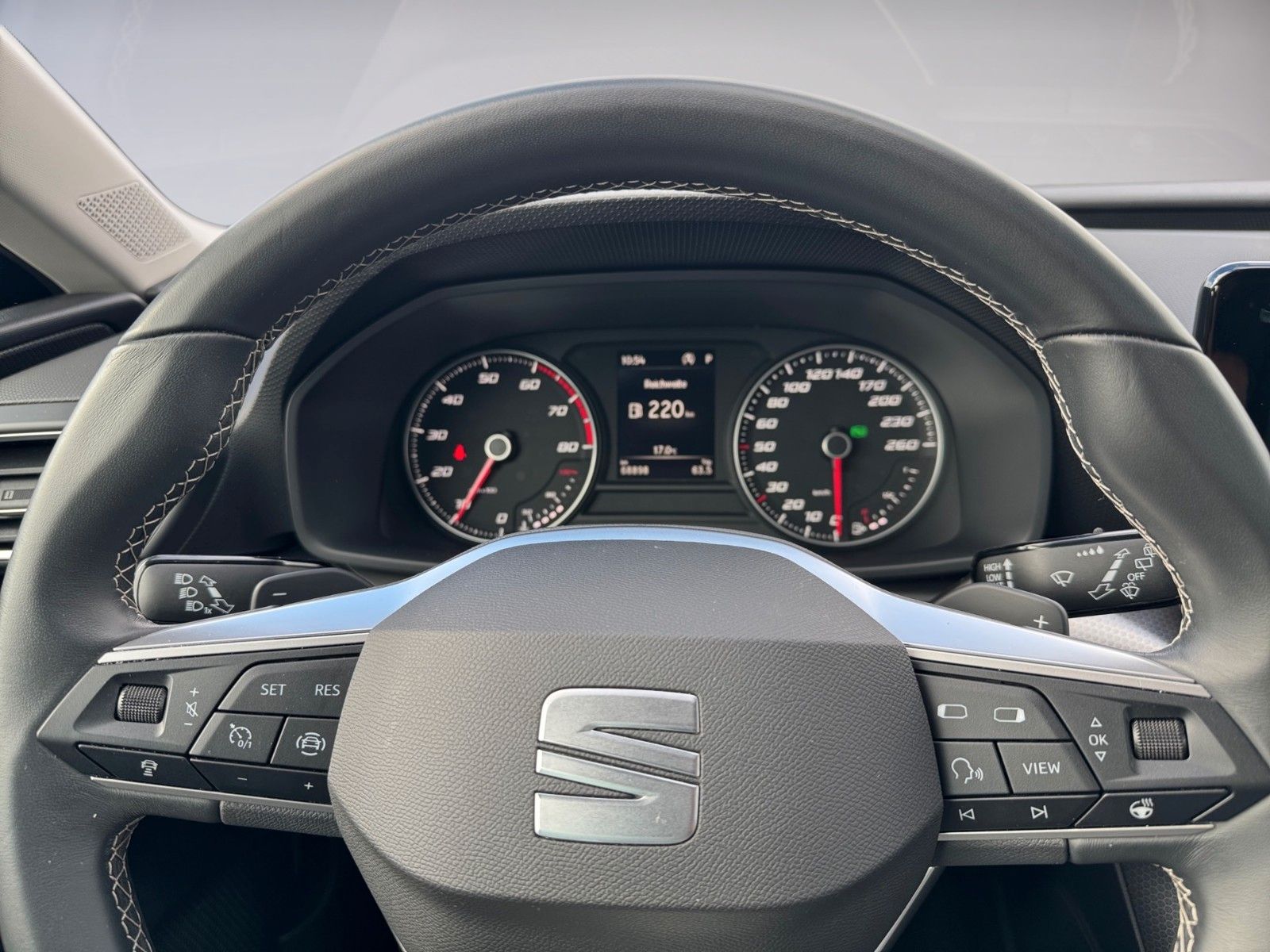 Fahrzeugabbildung SEAT Leon Style 1.0 eTSI