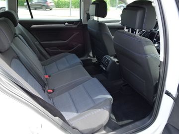 Fotografie des VW Passat Variant 1.4 TSI Hybrid GTE Klima Navi