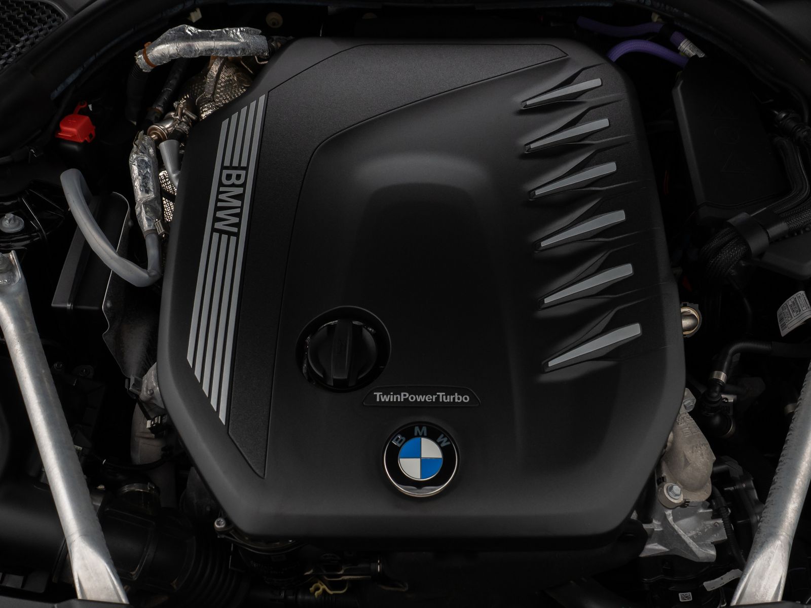 Fahrzeugabbildung BMW 530d  M Sport Panorama Kamera Laser HUD DAB HiFi
