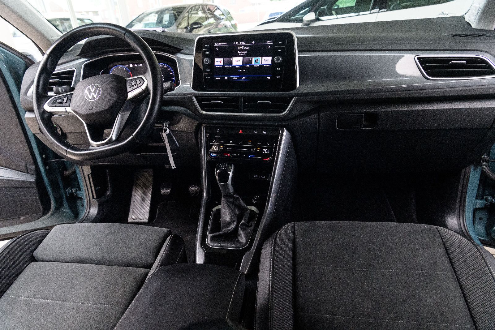 Fahrzeugabbildung Volkswagen T-Roc Style+Navi+We Connect+LED-Plus+ACC+
