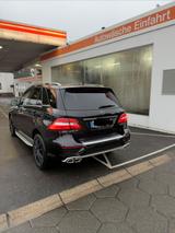 Volkswagen Mercedes Ml - Volkswagen Passat aus 2011 mit Diesel-Antrieb