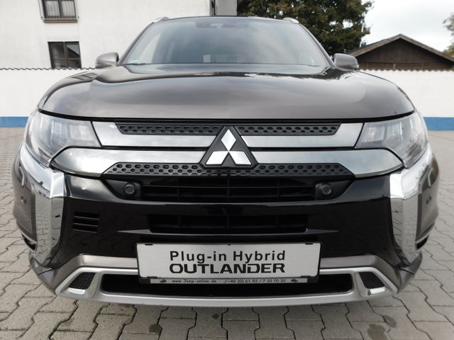 Mitsubishi Outlander PHEV Top 4WD+AHK,1.Hd.S-Heftgepflegt