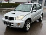 Toyota RAV 4 RAV4 2.0 D-4D Sol 4X4 /KLIMA/SHZ/ZENTRAL - gebrauchte Toyota RAV 4 aus dem Jahr 2003