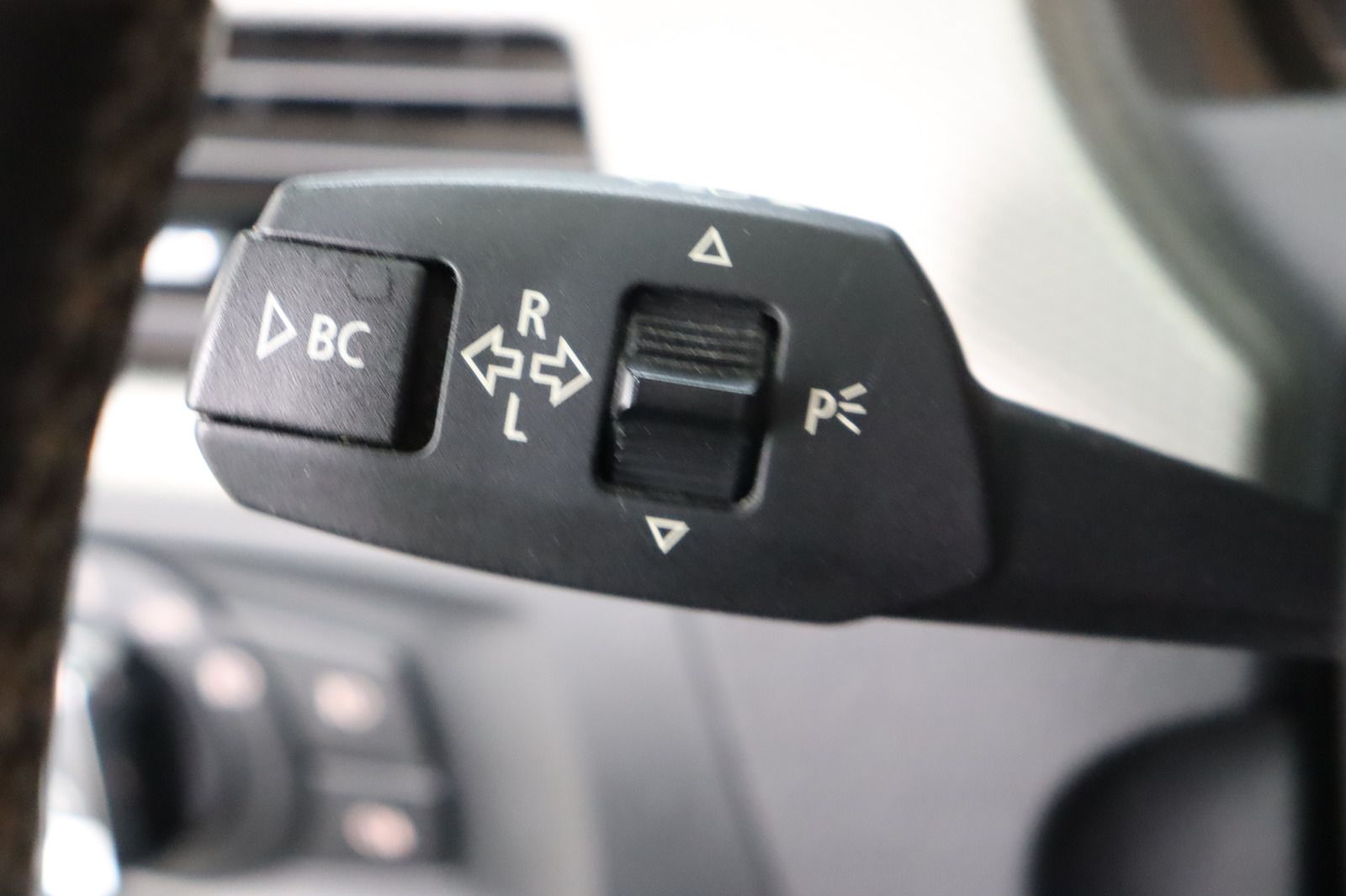 Fahrzeugabbildung BMW 320 i Cabrio Edition M-Paket * Xenon