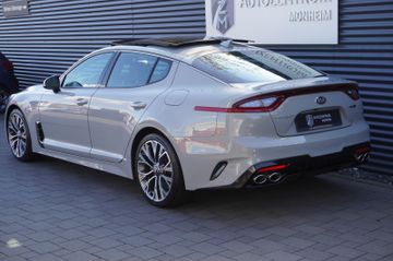 KIA Stinger - 8