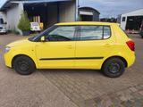 Skoda Fabia 1.4 16V 74 kW Ambiente Hatchback Ambiente - Skoda Fabia: Gelb
