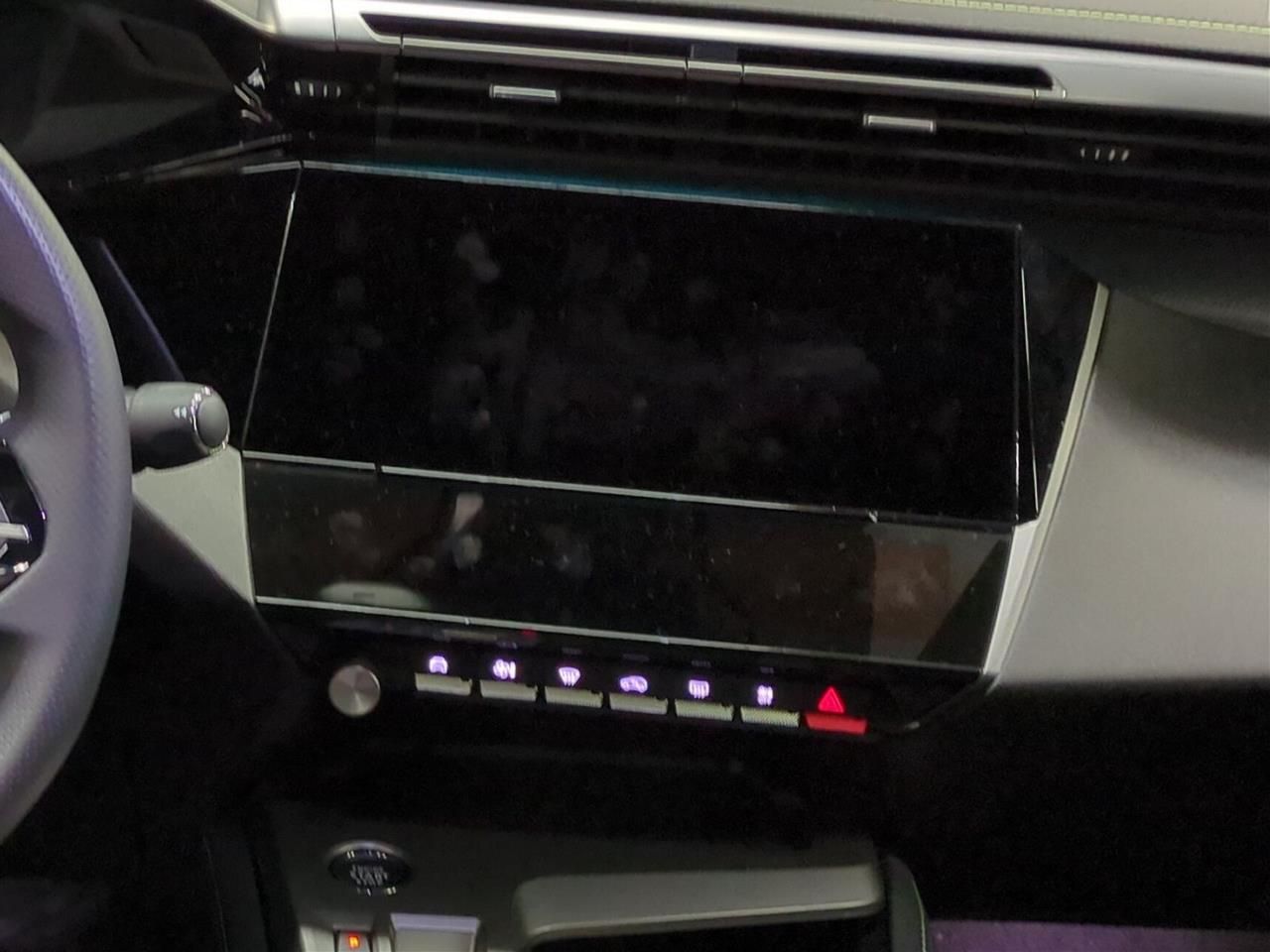 Fahrzeugabbildung Peugeot 408 GT PlugInHybrid 225 AT+Navigationssystem+Sou