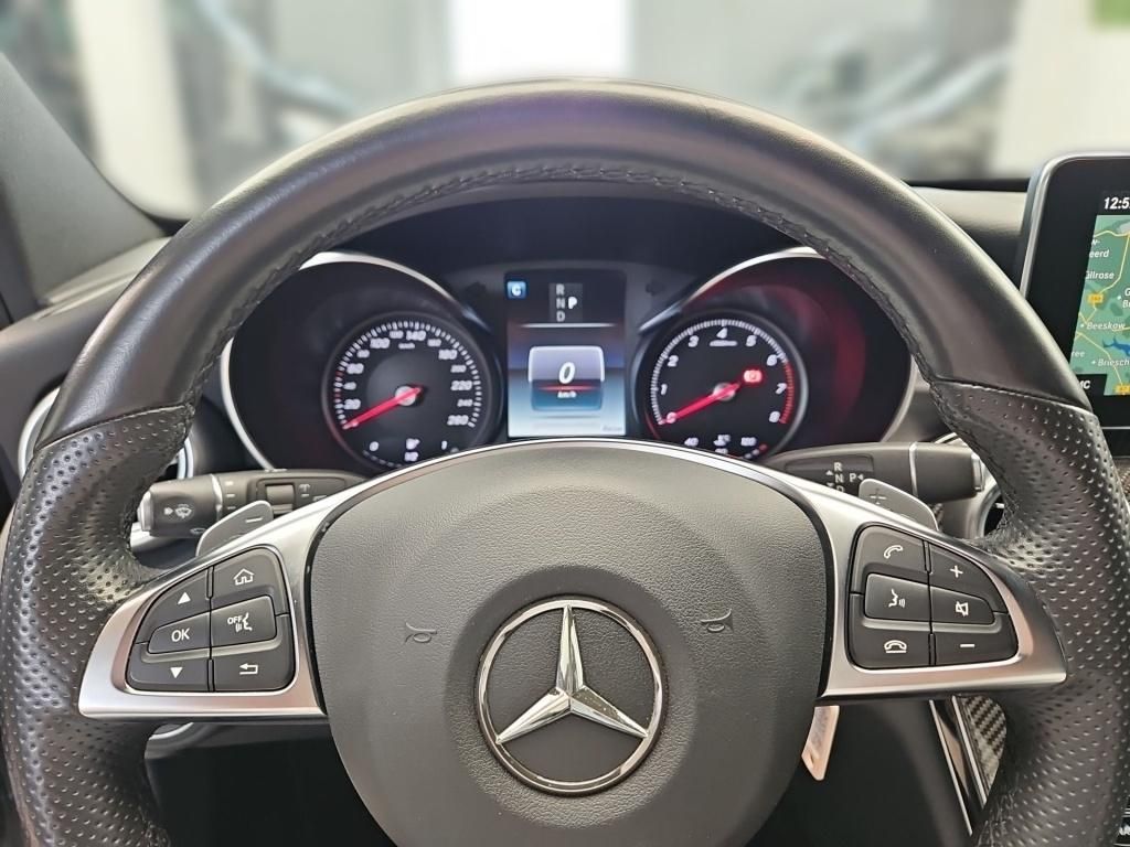 Fahrzeugabbildung Mercedes-Benz C 300 T AMG Totwi. HUD SHZ Ambie. LED Navi Sport