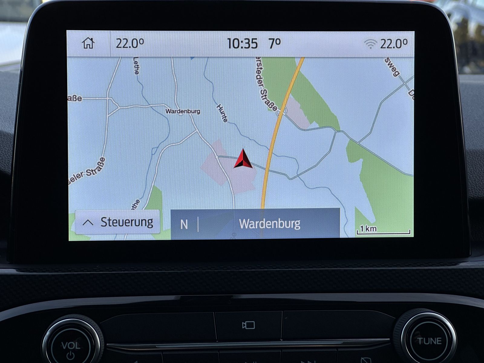 Fahrzeugabbildung Ford Kuga ST-Line X NAV+LED+PANO+AHK+20ZO+ACC+KAMERA