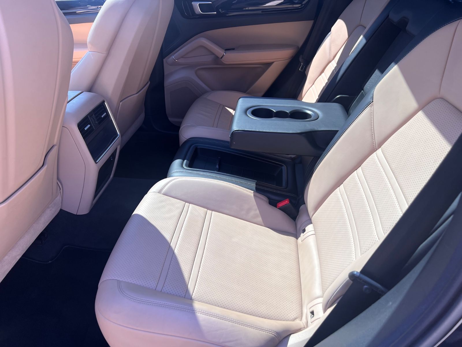Porsche Cayenne Coupe/Chrono/Leder/SHZ/Pano/Kam/21" foto 14