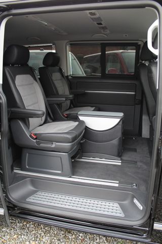 Volkswagen T6.1 Multivan Highline DSG 4Motion AHK Standhzg