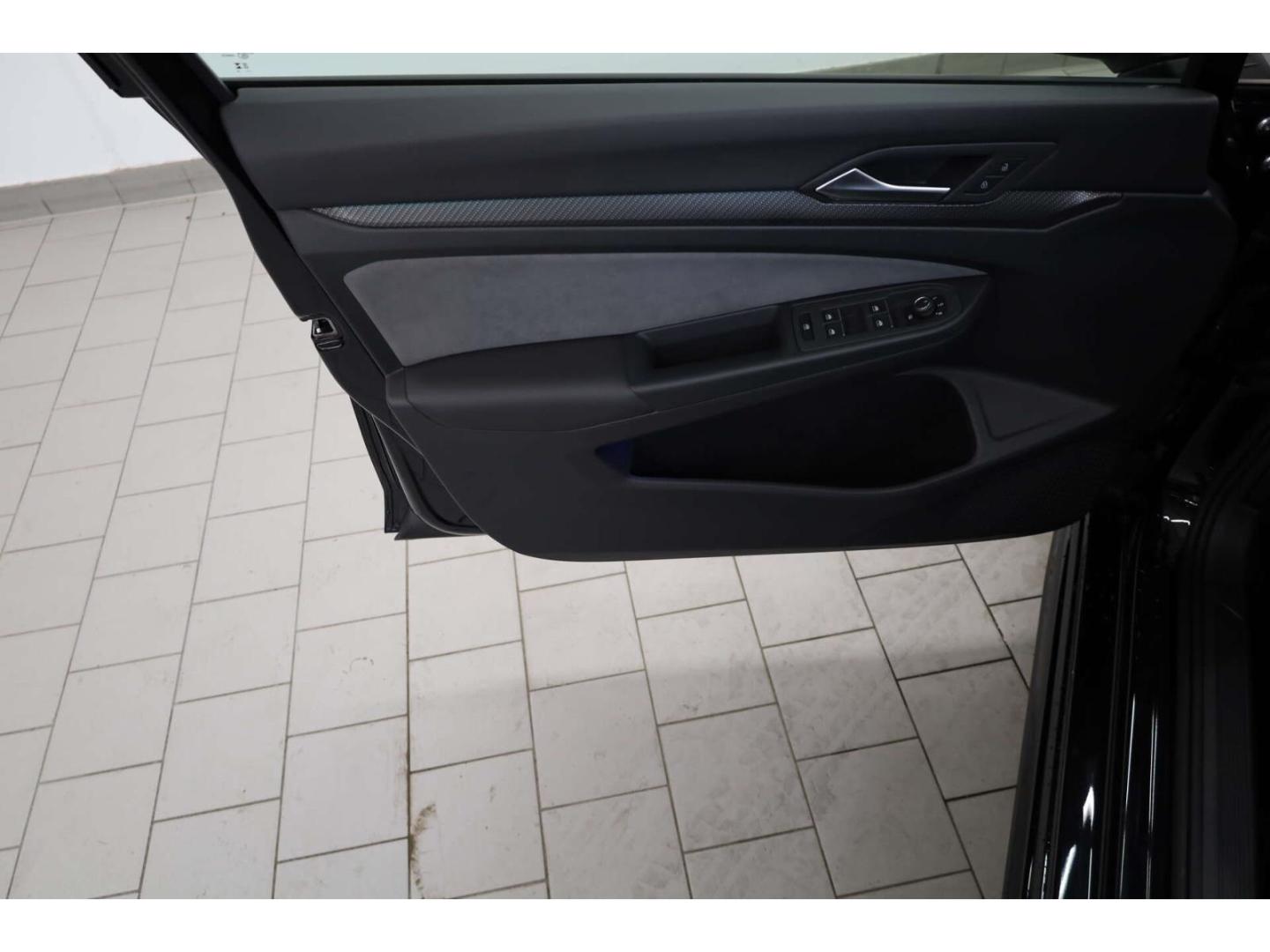 Volkswagen Golf Variant 1.5 eTSI R-Line DSG AHK/P-Dach/Matr, миниатюра 14