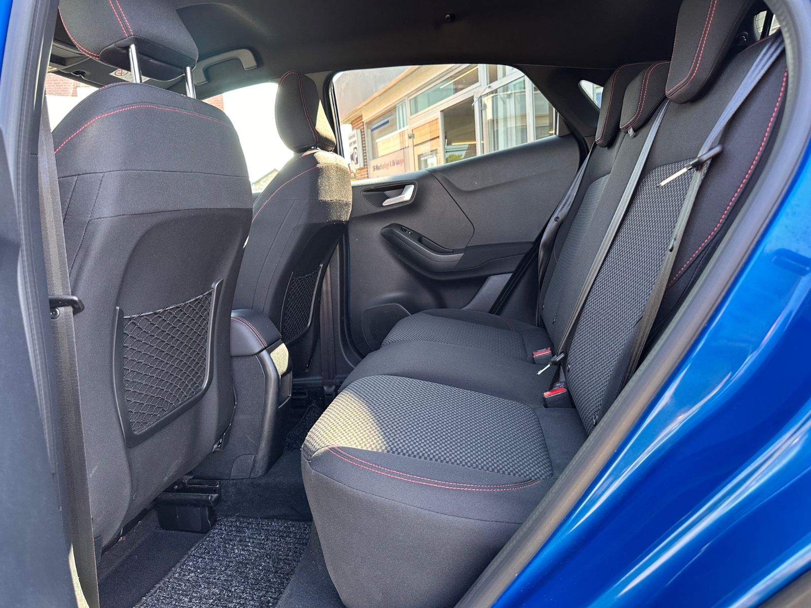 Fahrzeugabbildung Ford Puma ST-Line 1.0 EB DCT LED/Navi/APP/SHZG
