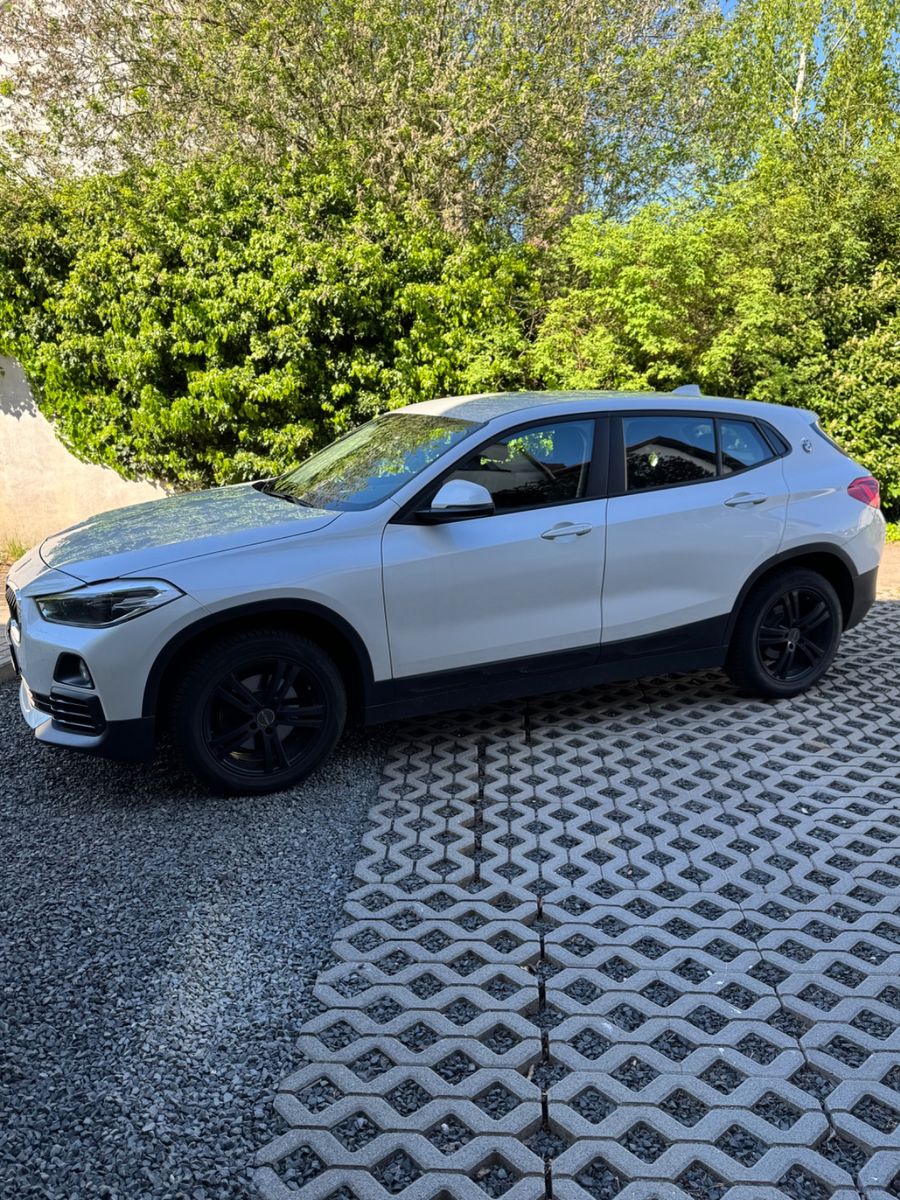 BMW X2 sDrive18i -