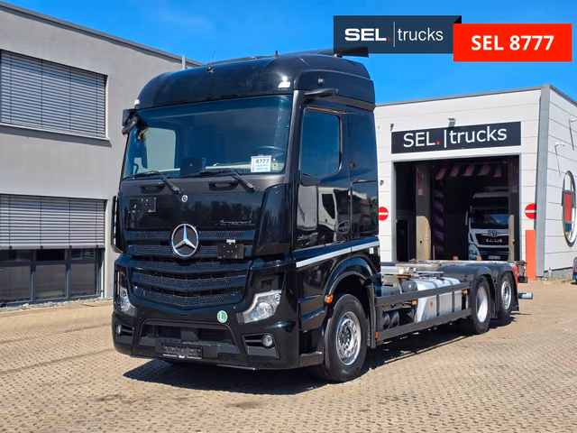 Mercedes-Benz Actros 2553 · Retarder · axă directoare · 6E