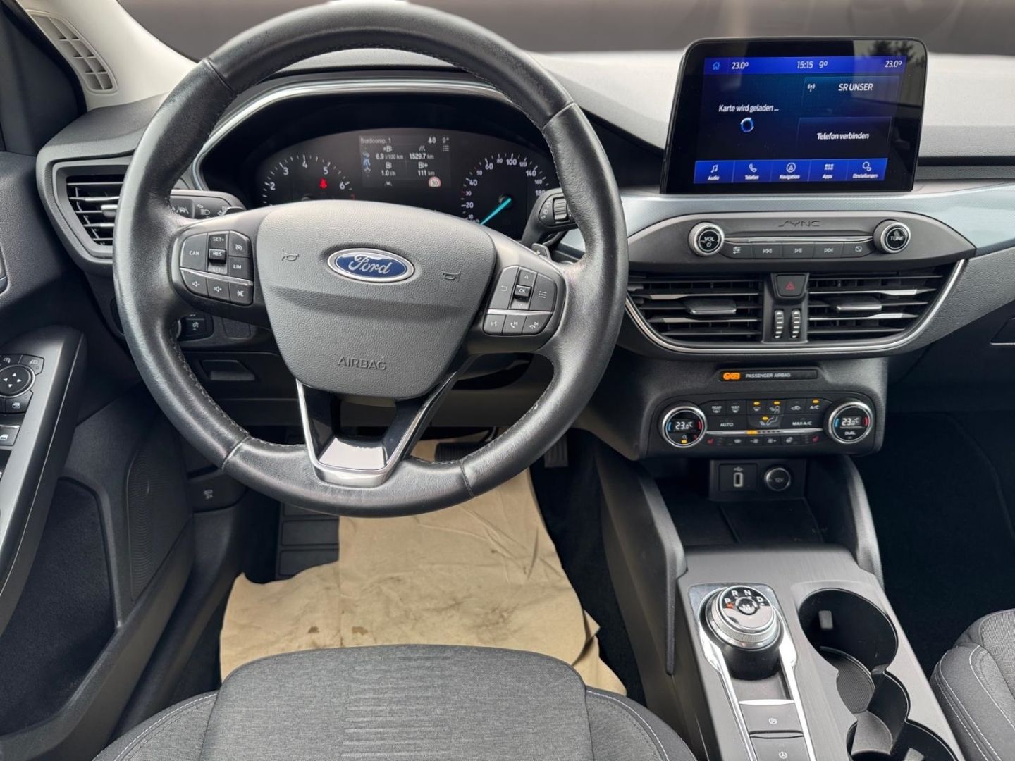 Fahrzeugabbildung Ford Focus Turnier Active, Winter+Komfort+Designpaket