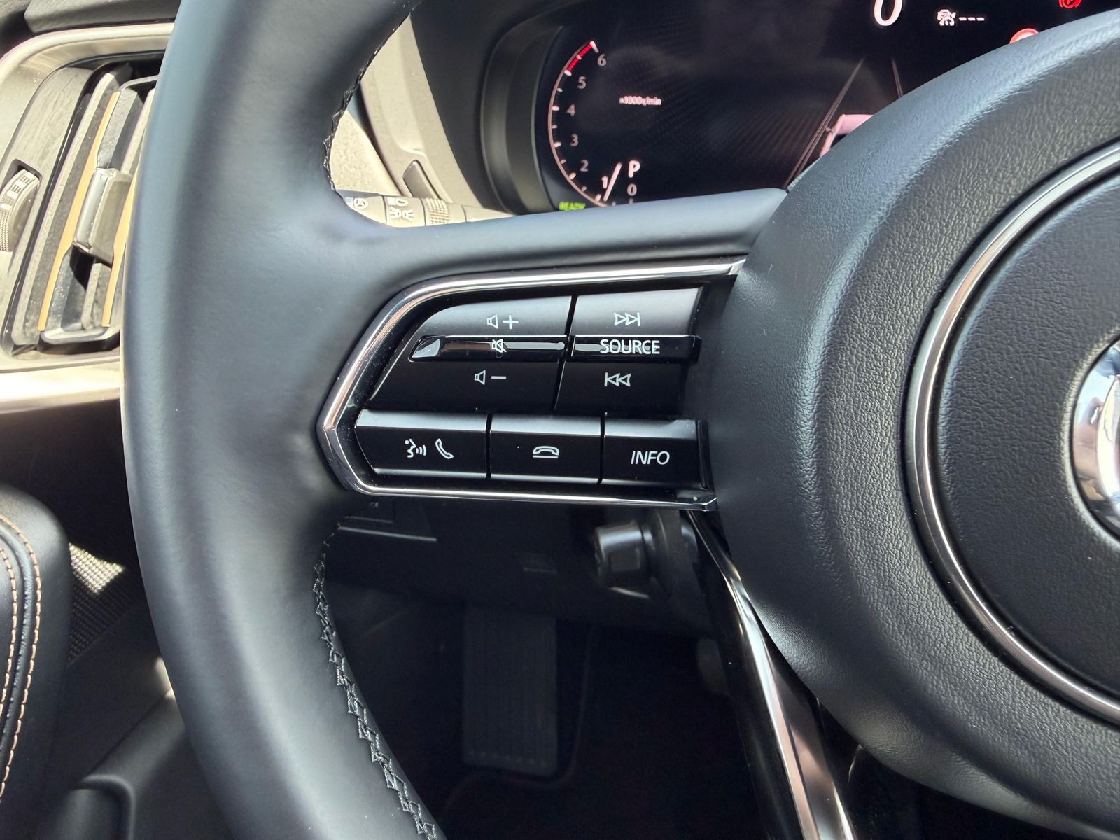 Fahrzeugabbildung Mazda CX-80 Homura+ AWD 7SIT*PANO*HUD*BOSE*NAPPA*360°