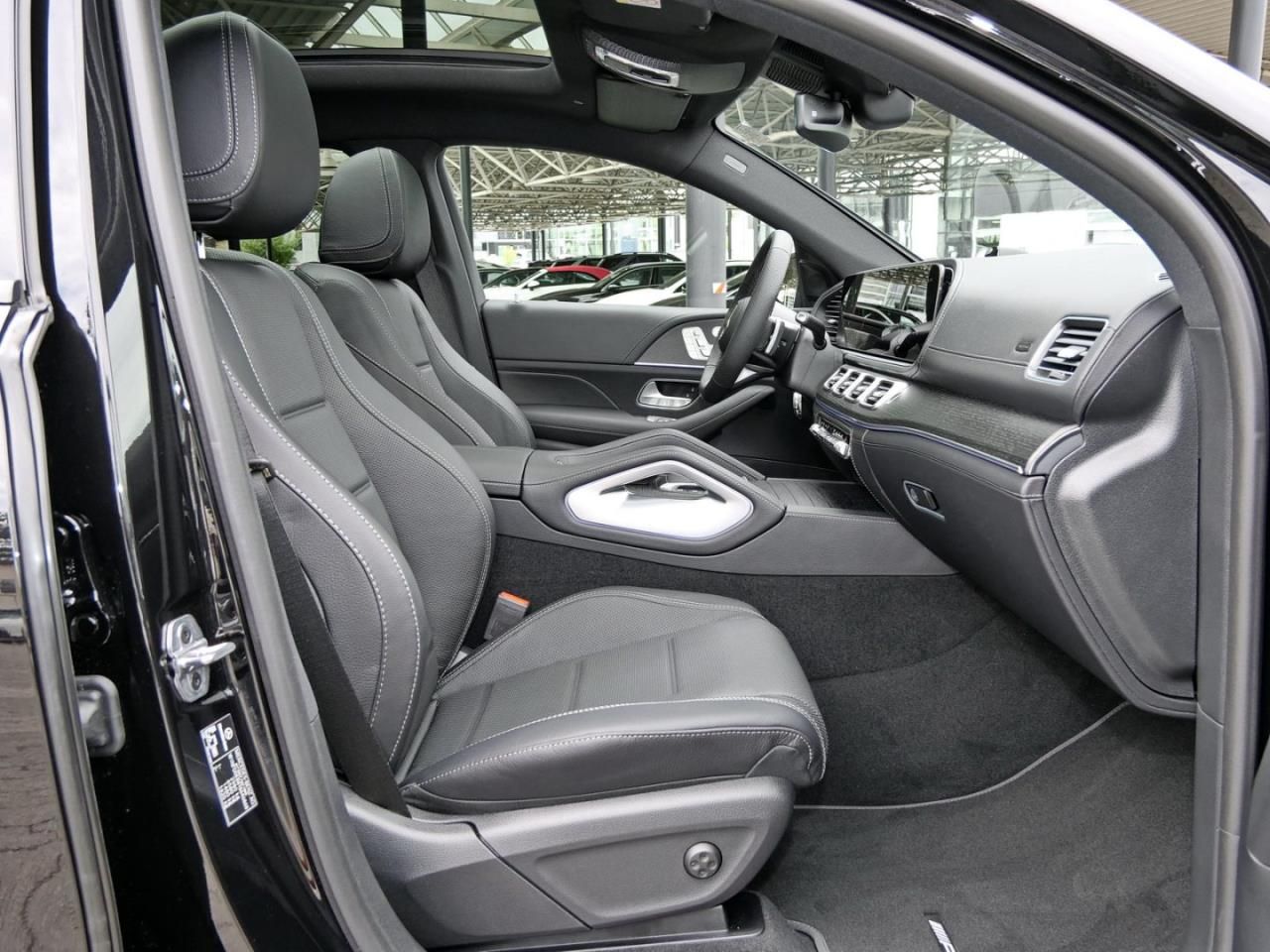 Mercedes-Benz GLE 300 d 4MATIC Coupé AMG Night Panorama 360° foto 7