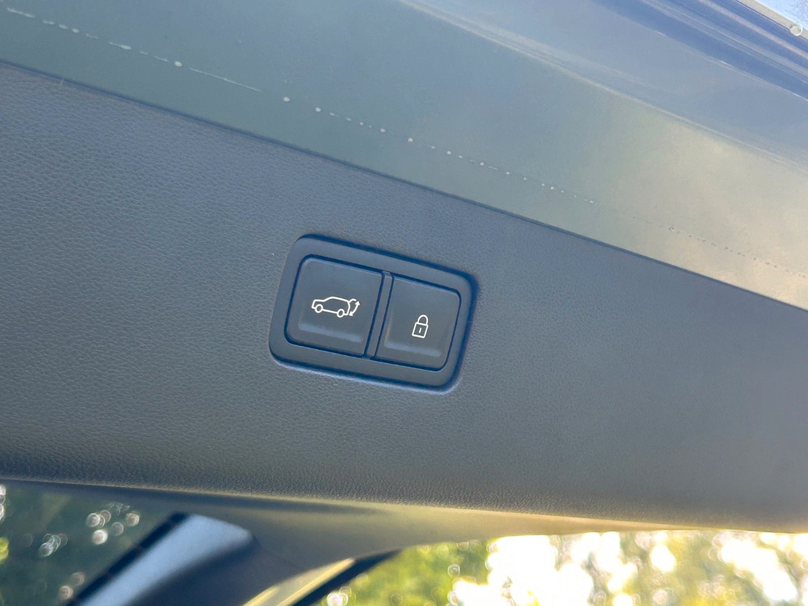 Fahrzeugabbildung Hyundai IONIQ 9 UNIQ 226kW *RW600KM*Pano*6Si*Relax*HeUp*